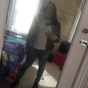 Meet your Posher, Markia